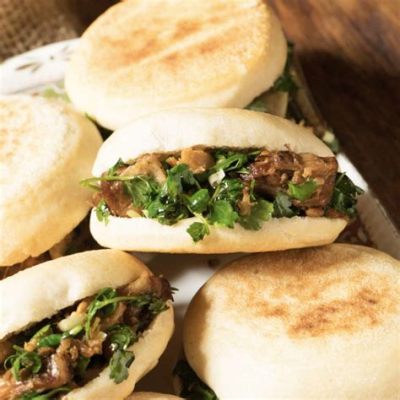  Xi'an Rou Jia Mo: Accompanied by Fragrant Steamed Buns and Bursting with Flavorful Savory Juices!